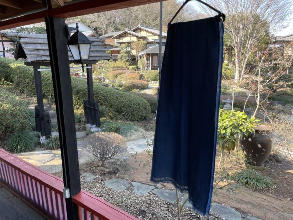 藍染めのストール〜日本古来の草木染め〜 - 画像 (4)